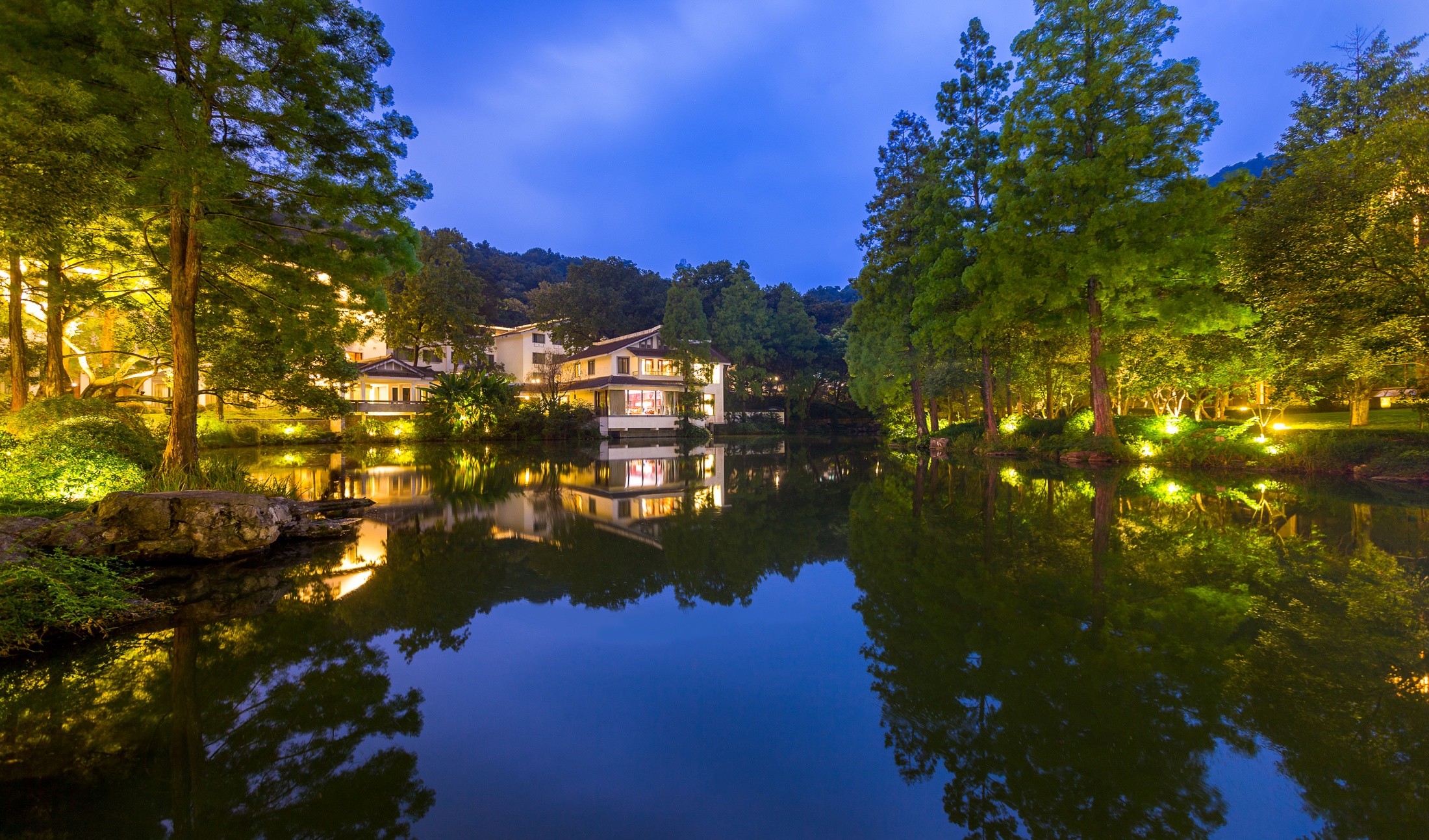 花家山庄-外景1.jpg